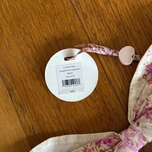 LOVESHACKFANCY Hair Scrunchies Set - Picture 2 of 4